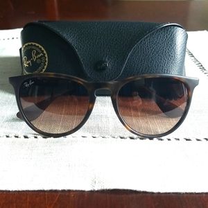 RAY-BAN ERIKA SUNGLASSES